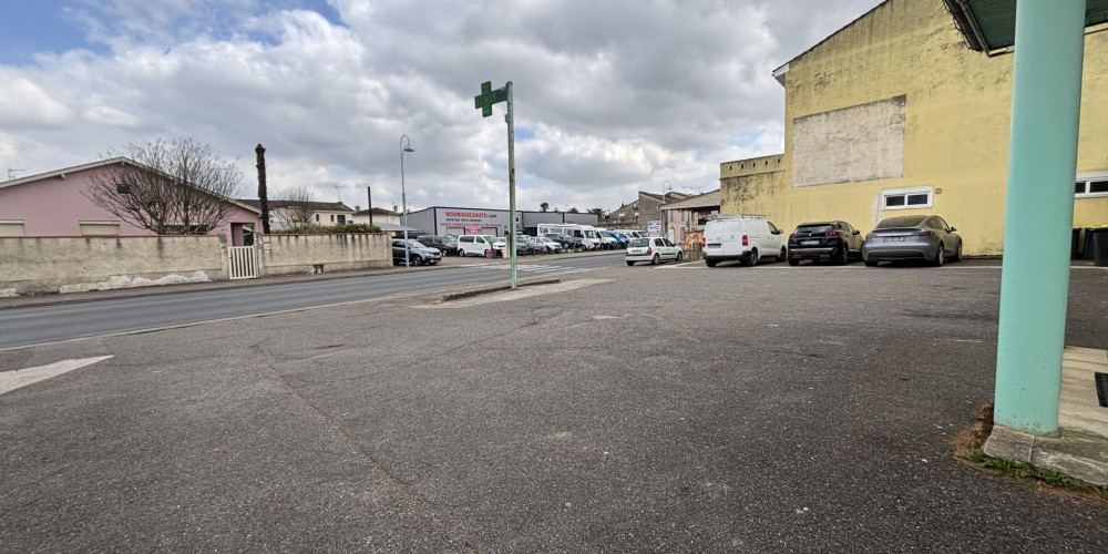 local commercial à TONNEINS (47400)