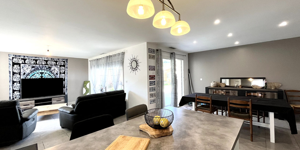 maison à PUJOLS (47300)