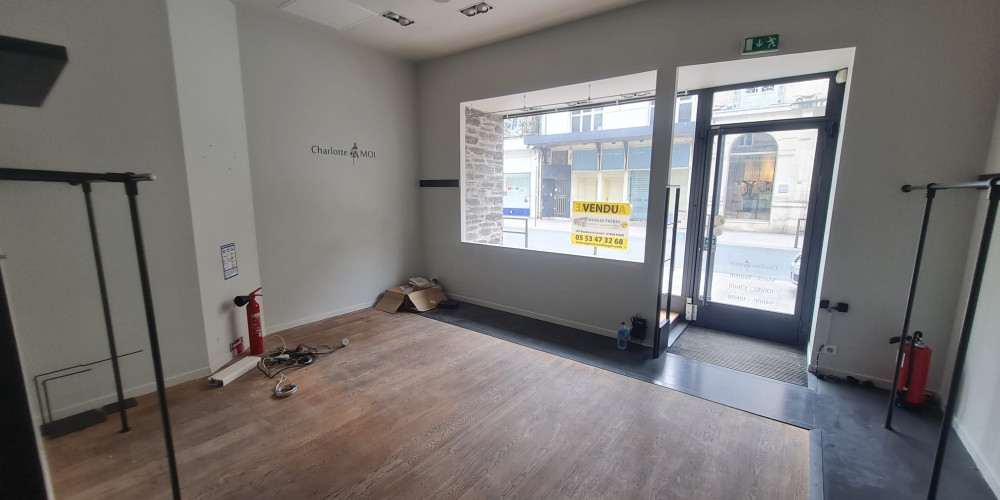 local commercial à AGEN (47000)