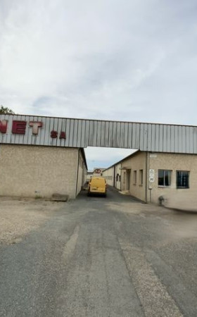 Local industriel  STE BAZEILLE
