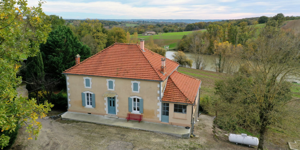 maison à ST PASTOUR (47290)