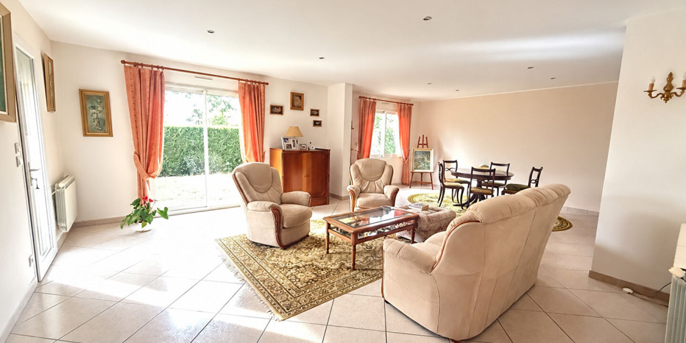 maison à ST SYLVESTRE SUR LOT (47140)
