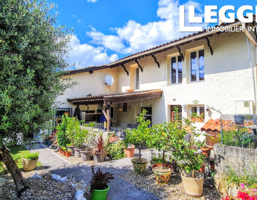 maison  LOUBES BERNAC