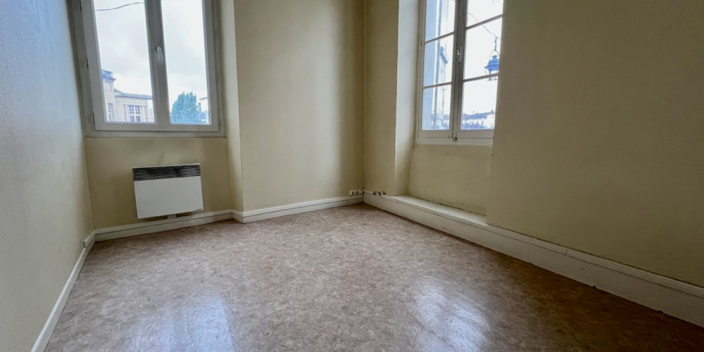 immeuble à VILLENEUVE SUR LOT (47300)
