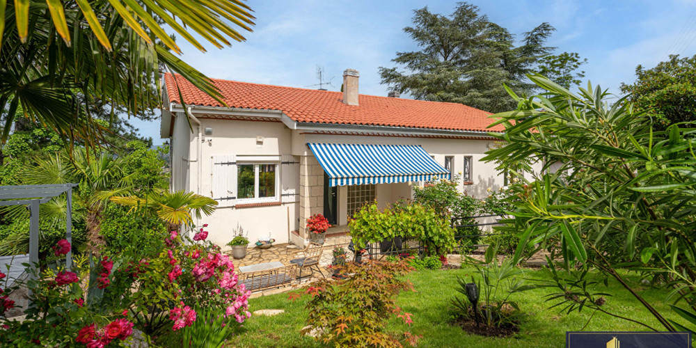 maison à PUJOLS (47300)