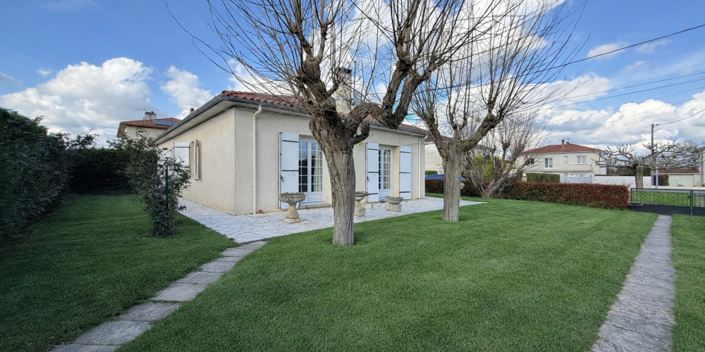 maison à ST SYLVESTRE SUR LOT (47140)