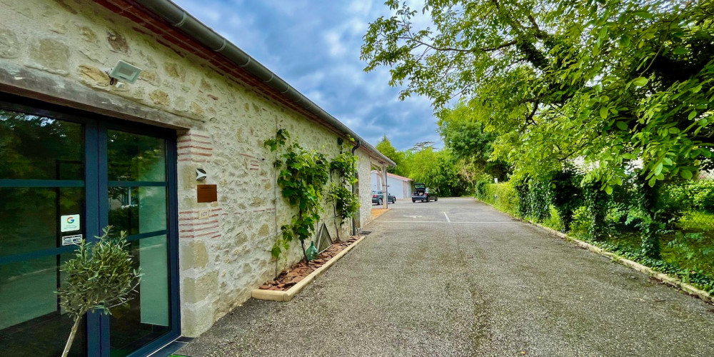 local industriel à VILLENEUVE SUR LOT (47300)