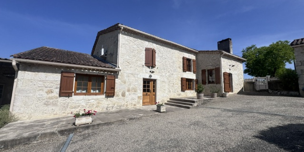 maison à MONCRABEAU (47600)