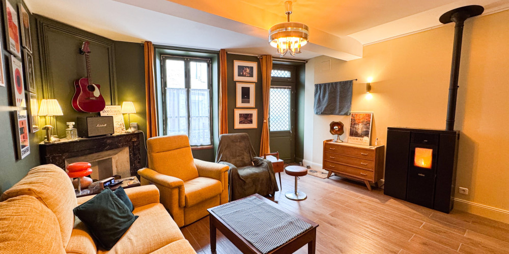 maison à LAROQUE TIMBAUT (47340)