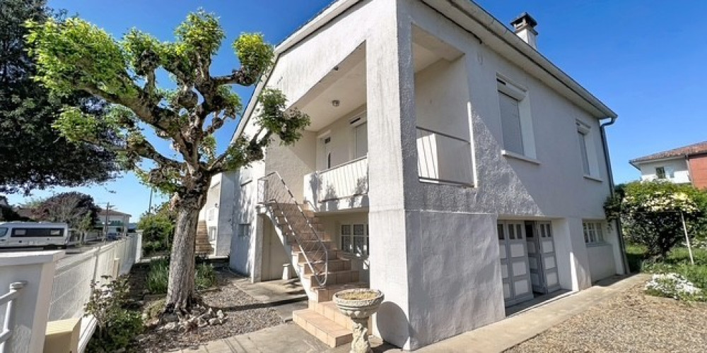 appartement à LE PASSAGE (47520)