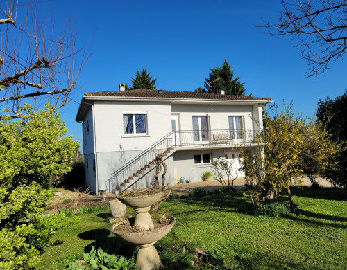 maison  STE BAZEILLE