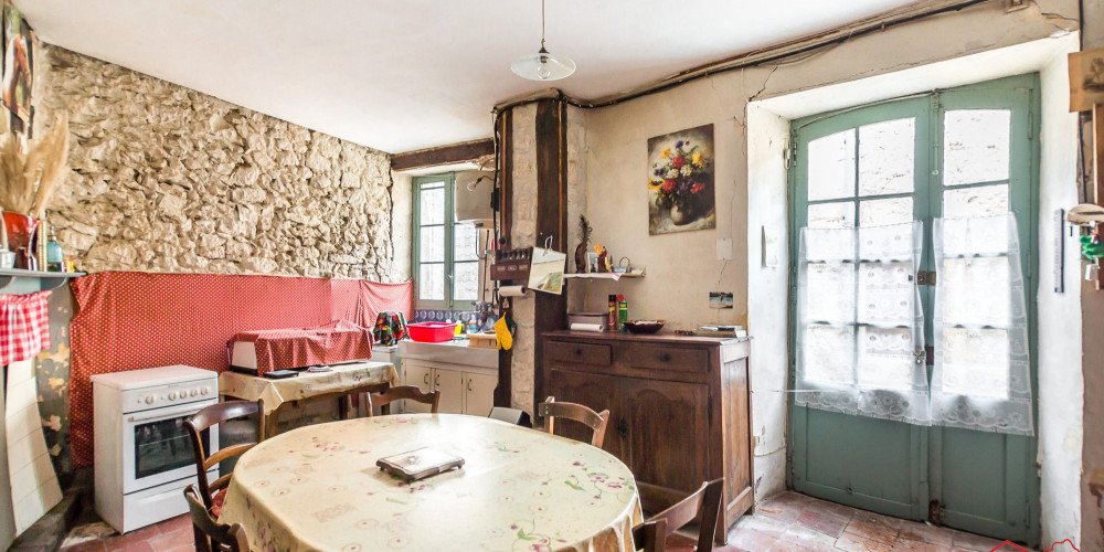 maison à LAROQUE TIMBAUT (47340)