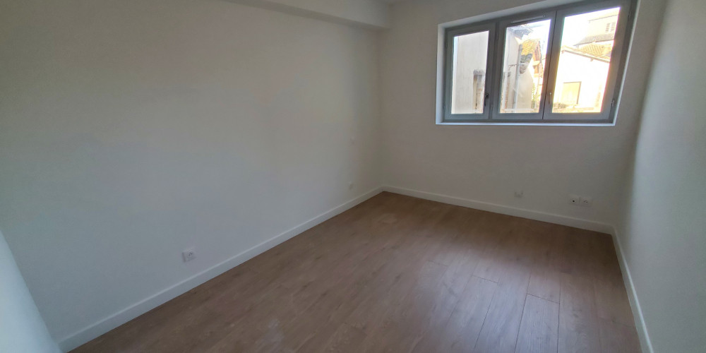 immeuble à LE MAS D AGENAIS (47430)