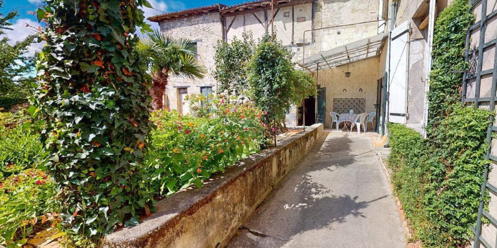 maison à ST BARTHELEMY D AGENAIS (47350)