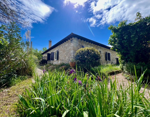 maison  PUJOLS