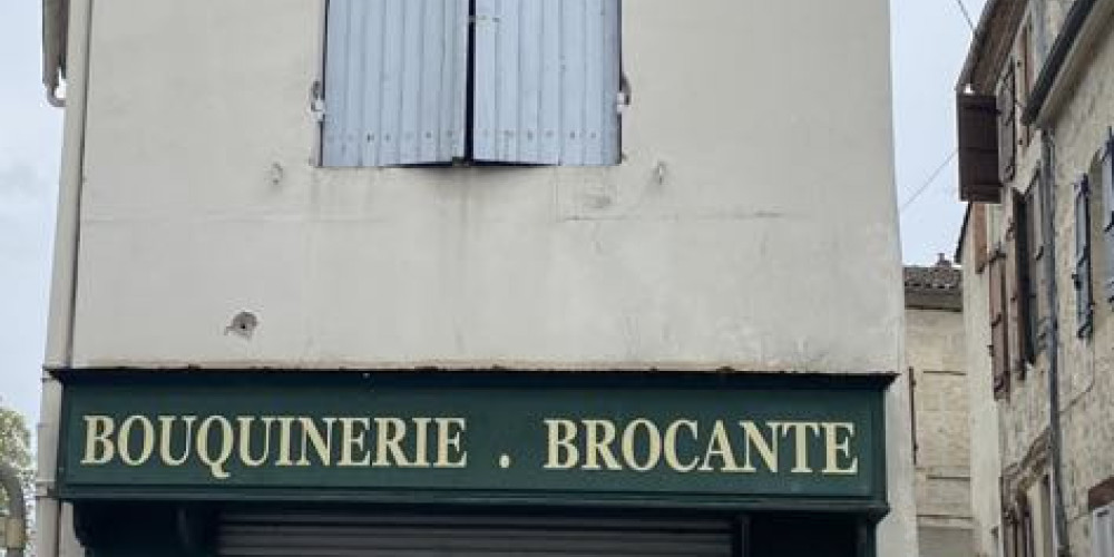 local commercial à NERAC (47600)
