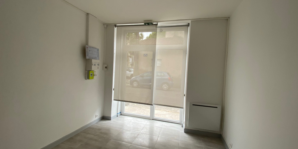 local commercial à LAVARDAC (47230)