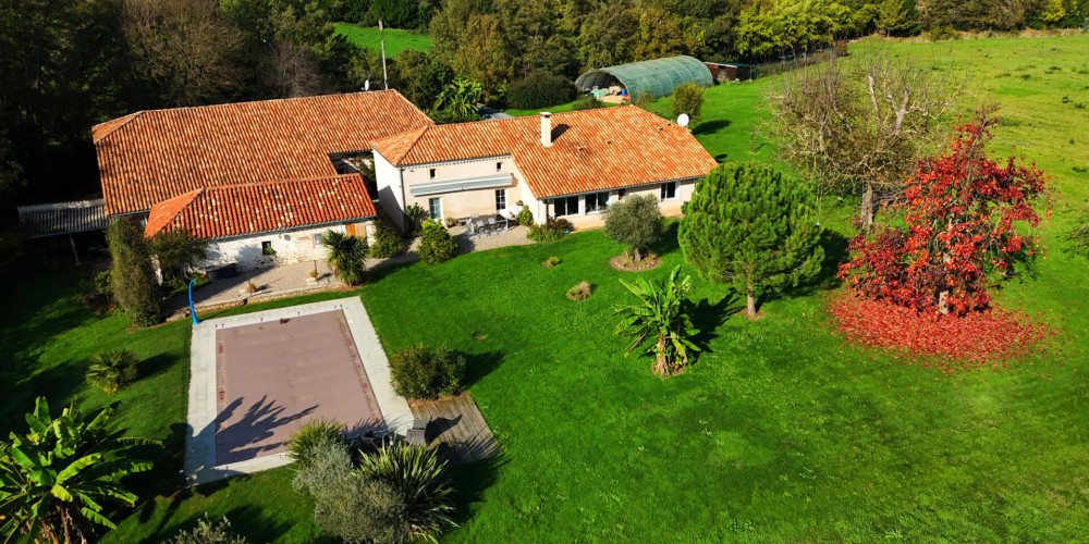maison à ST SYLVESTRE SUR LOT (47140)