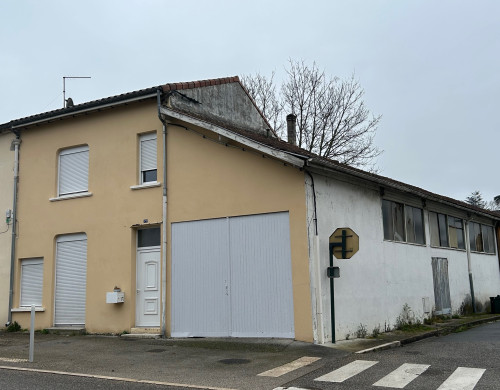 maison  LAVARDAC