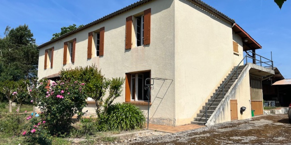 maison à NERAC (47600)