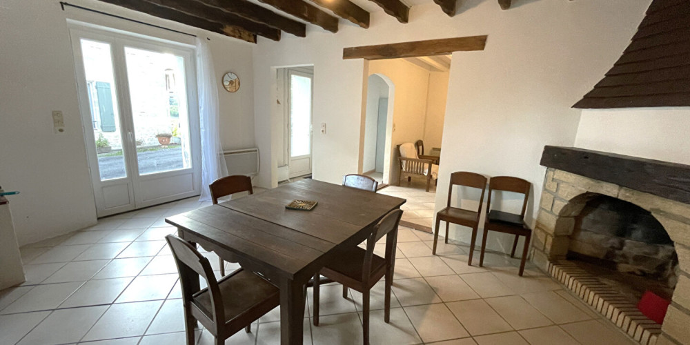 maison à ST SYLVESTRE SUR LOT (47140)