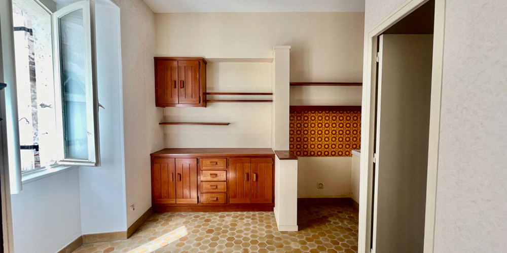 immeuble à STE LIVRADE SUR LOT (47110)