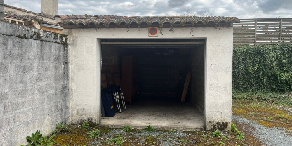 parking à VILLENEUVE SUR LOT (47300)