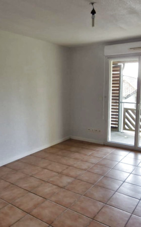 Appartement  ESCASSEFORT