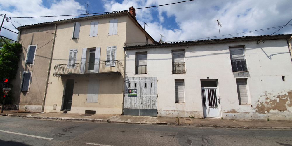 parking à VILLENEUVE SUR LOT (47300)