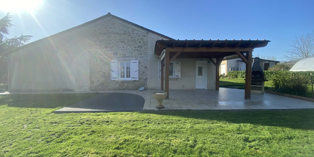 maison à NERAC (47600)