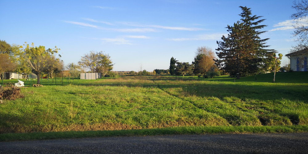 terrain à AGEN (47000)