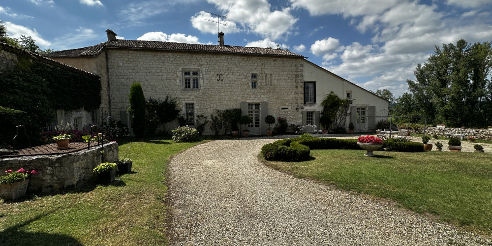 maison à DURAS (47120)
