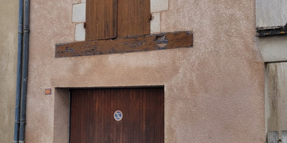 parking à DAMAZAN (47160)