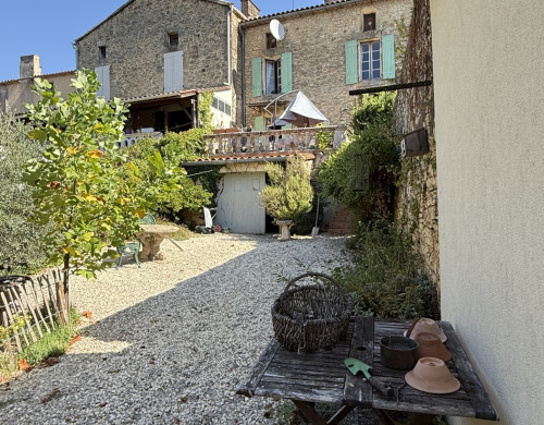 maison  LACAPELLE BIRON
