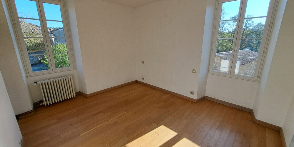 maison à ST FRONT SUR LEMANCE (47500)