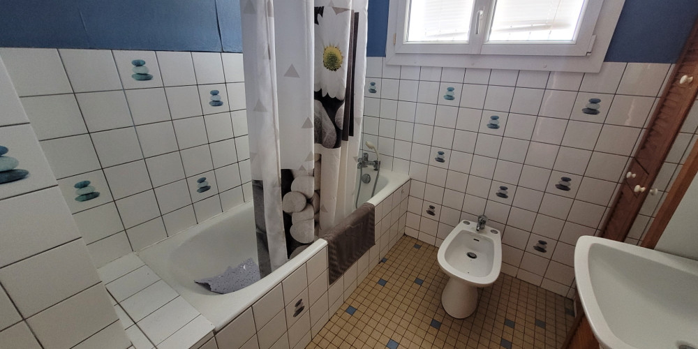 maison à STE BAZEILLE (47180)