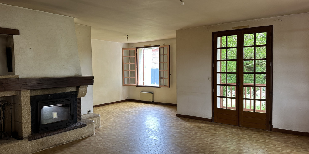 maison à AIGUILLON (47190)