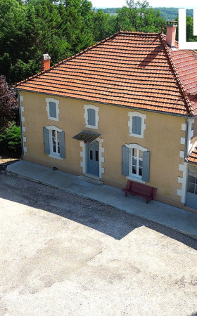 Maison  ST PASTOUR