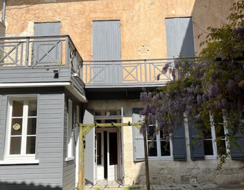 maison  NERAC