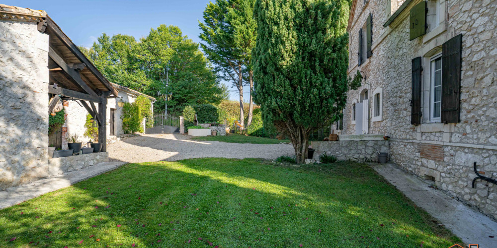 maison à DAUSSE (47140)