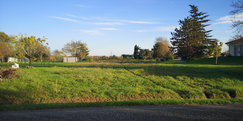 terrain à AGEN (47000)