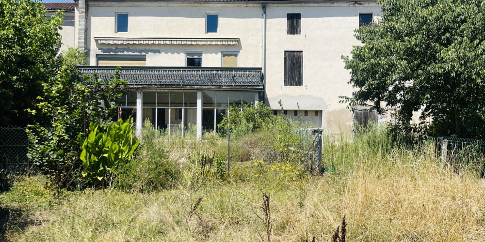 immeuble à CLAIRAC (47320)