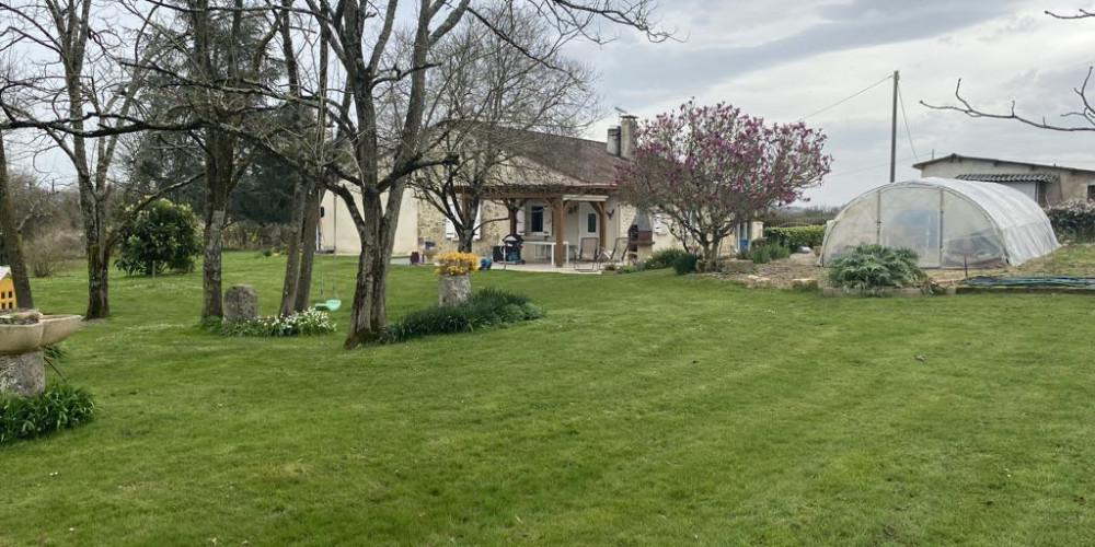 maison à MONCRABEAU (47600)