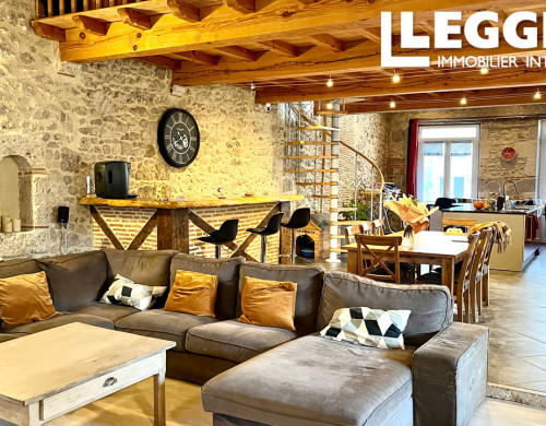 maison  LAVARDAC