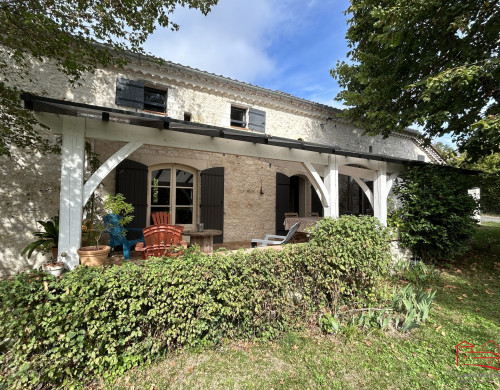 maison  LAROQUE TIMBAUT