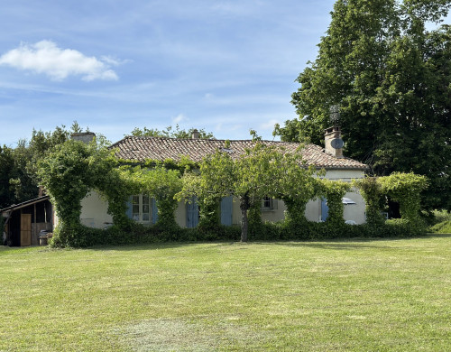 maison  MONBAHUS