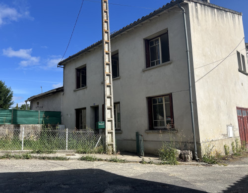 maison  LAVARDAC