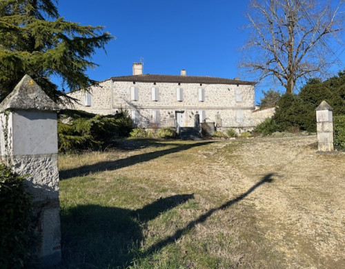 maison  NERAC