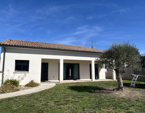 maison  STE BAZEILLE