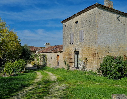 maison  NERAC